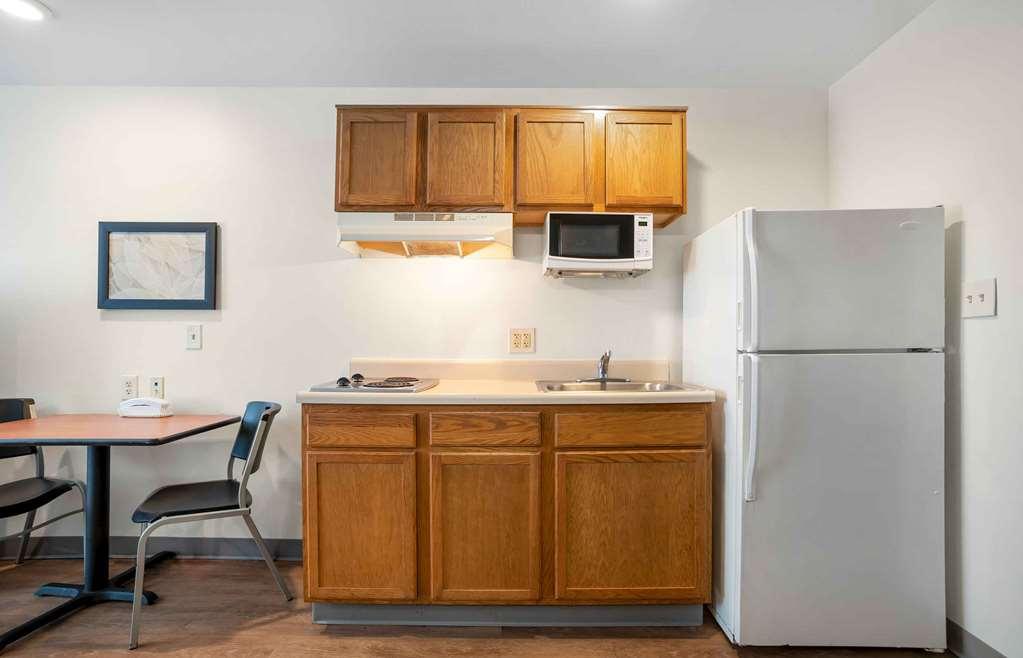 Extended Stay America Select Suites - Tallahassee - Northwest Стая снимка